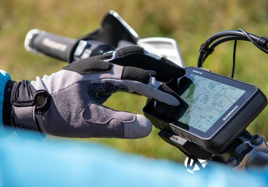 adventure spec dirt glove offroad motorcycle glove touch screen