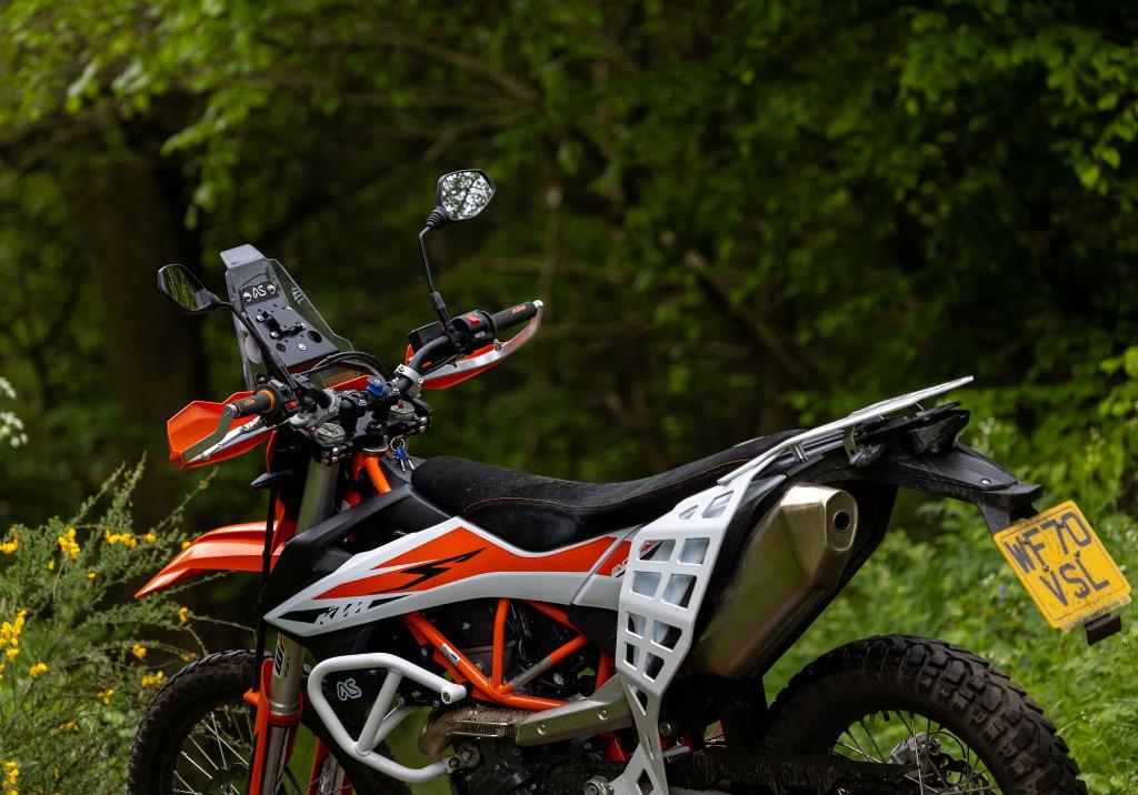 adventure spec gasgas ES700 motorcycle Fairing Support motorbike travel dualsport motorcycle motorbike adv gas gas KTM 690 Husqvarna 701