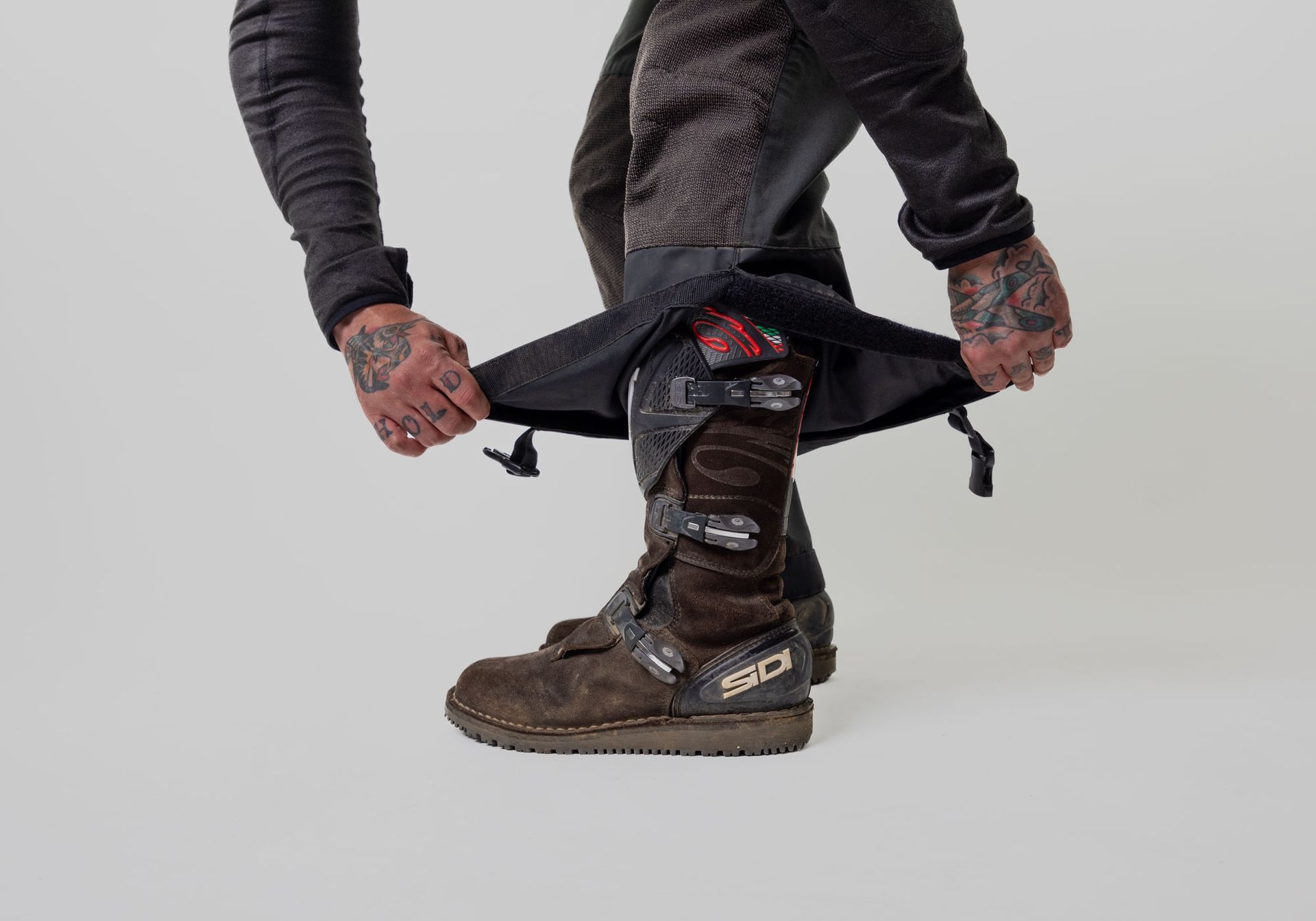 adventure spec waterproof motorcycle motorbike trousers singletrack pant over the boot